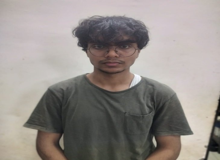 IIIT रायपुर में एआई से 36 छात्राओं की बनाई अश्लील तस्वीरें, पुलिस ने आरोपी छात्र को बिलासपुर से किया गिरफ्तार