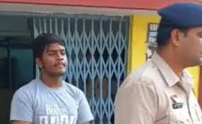 विदेशी मुद्रा के नाम पर देशभर में ठगी करने वाला शातिर आरोपी अमन शर्मा को कोलकाता से गिरफ्तार किया।,