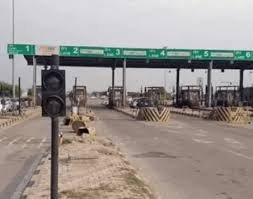 छत्तीसगढ़ में नेशनल हाईवे पर सफर करना अब और महंगा टोल की नई दरें जारी एक अप्रैल से पांच से 20 रुपये अतिरिक्त टैक्स देना होगा