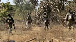 छत्तीसगढ़ के कांकेर जिले में सुरक्षाकर्मियों के साथ मुठभेड़ में 5 लाख की इनामी महिला नक्सली कमांडर रूपी मारी गई। यह घटना छोटे बेठिया थाना क्षेत्र के जंगली इलाके में हुई।