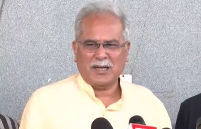 CG Politics: रायपुर में भूपेश बघेल की BJP को खुली चुनौती, बोले- बिना देखे गाकर दिखाएं वंदे मातरम्