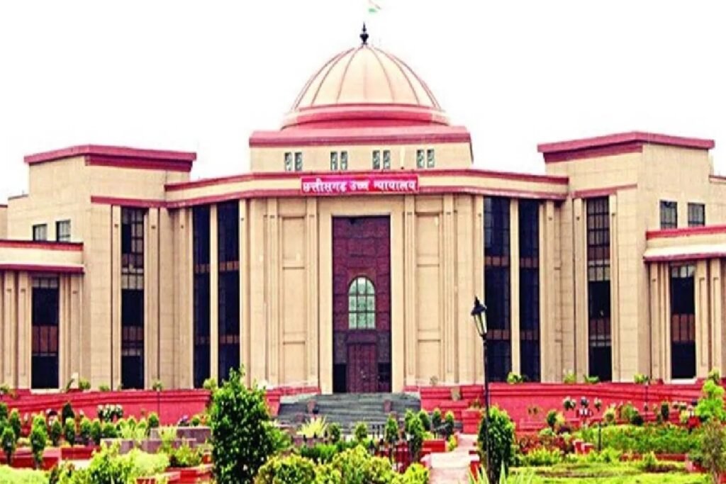 CG High Court: छत्तीसगढ़ HC की राज्य सरकार को सख्त फटकार, 6 महीने में नियुक्ति नहीं तो MBBS छात्रों का सर्विस बॉन्ड होगा खत्म