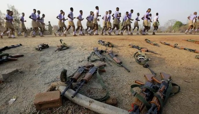 Bastar Fighters recruitment 2026: बस्तर फाइटर्स की 5 हजार नई भर्ती, सरकार का बड़ा फैसला; माओवाद पर आखिरी प्रहार की तैयारी तेज!