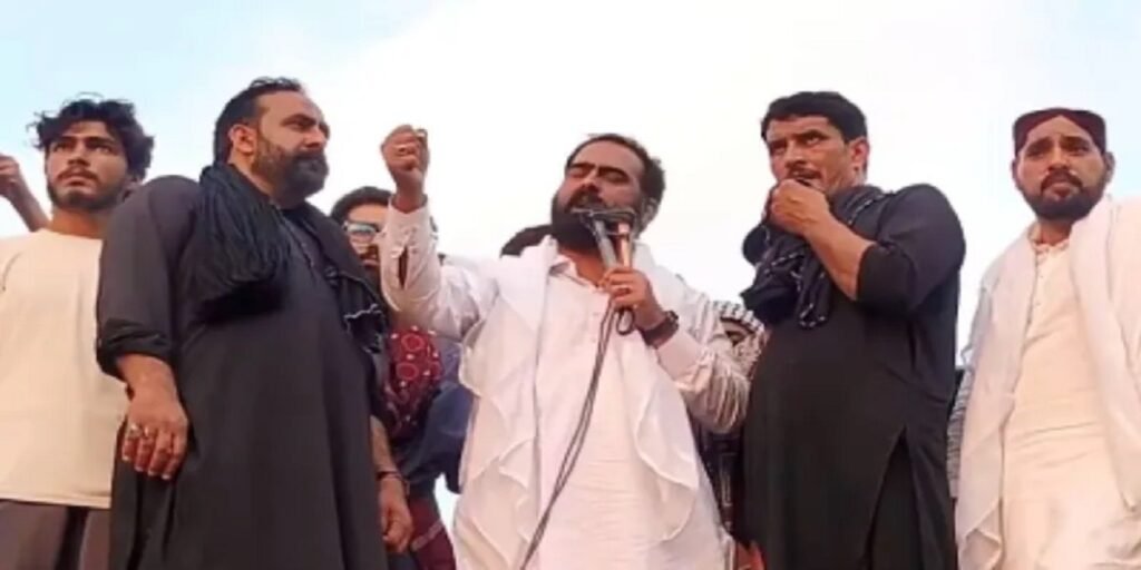 “हमें भारत की मदद चाहिए”: पाकिस्तान के अत्याचारों के बीच PoK नेता की बड़ी गुहार, वीडियो वायरल
