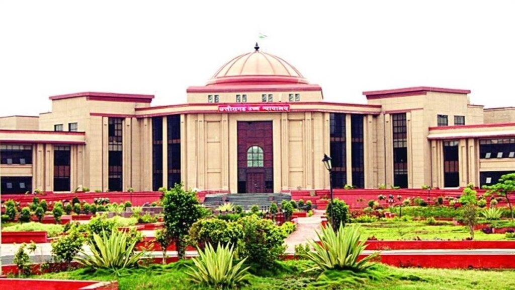 CG High Court: हाईकोर्ट का बड़ा आदेश – निगम कर्मचारियों के नियमितीकरण पर 3 महीने में फैसला लेने के निर्देश