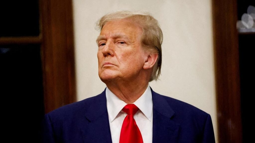 Donald Trump Assassination Plot: ट्रंप के फंडरेजर से पहले हमले की साजिश! संदिग्ध गिरफ्तार, हथियार बरामद