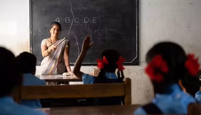 Sangwari Guruji Recruitment: CG में निकली संगवारी गुरुजी की बंपर भर्ती, ऐसे करें आवेदन; देखें पूरी डिटेल