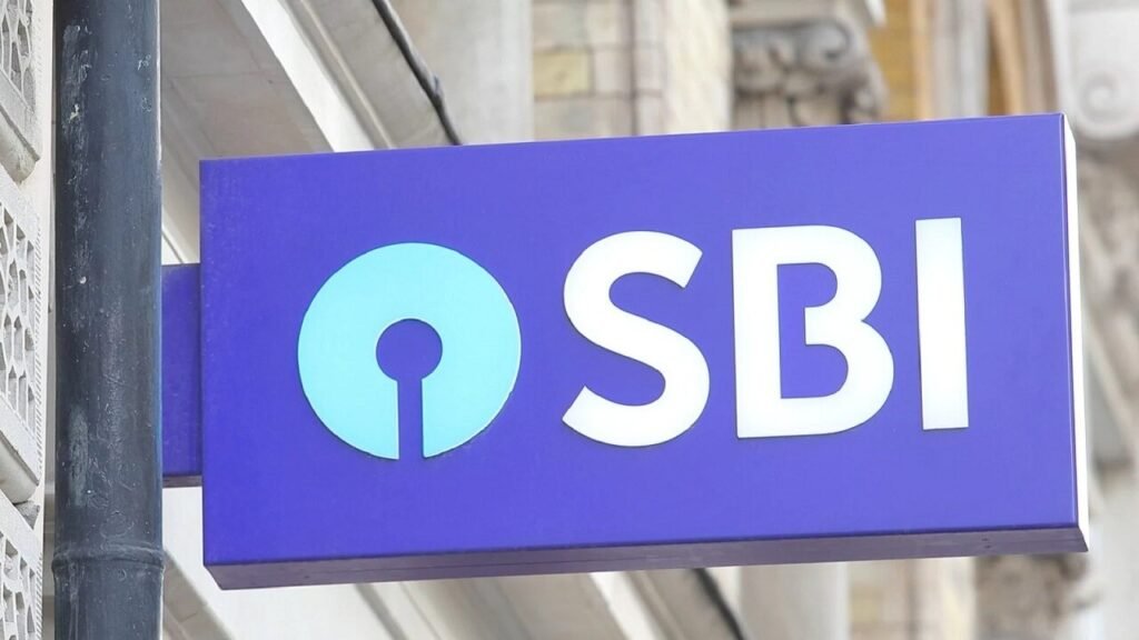 SBI में नौकरी का बड़ा मौका! 12,000 पदों पर भर्ती की तैयारी, देशभर में खुलेंगी 250 नई ब्रांच