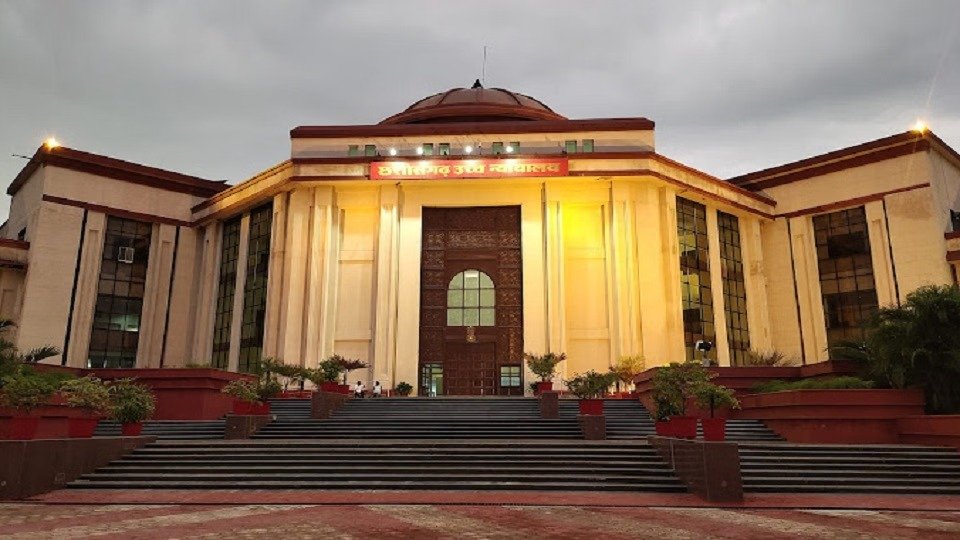 CG News: SI प्रमोशन पर हाईकोर्ट का बड़ा फैसला, ज्वाइनिंग डेट नहीं बल्कि नियुक्ति का कैलेंडर वर्ष होगा आधार
